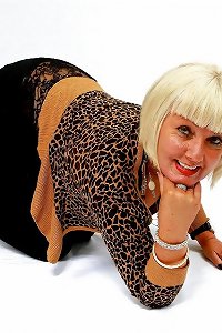 prolapsing grandma loves dirty POSING